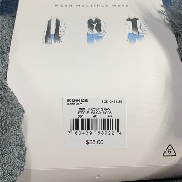 Woman’s LC Crinkle woven wrap scarf in grey - Picture 5 of 6